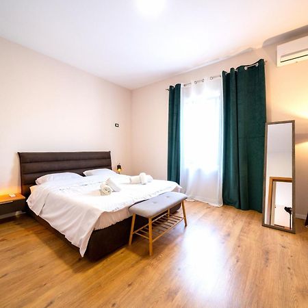 Colorful Comfy Condo Central Tirana Zewnętrze zdjęcie